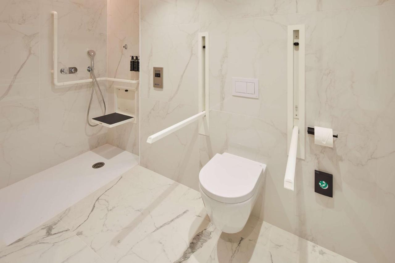 Via Sants Hotel Barcelona, Tapestry Collection By Hilton Esterno foto