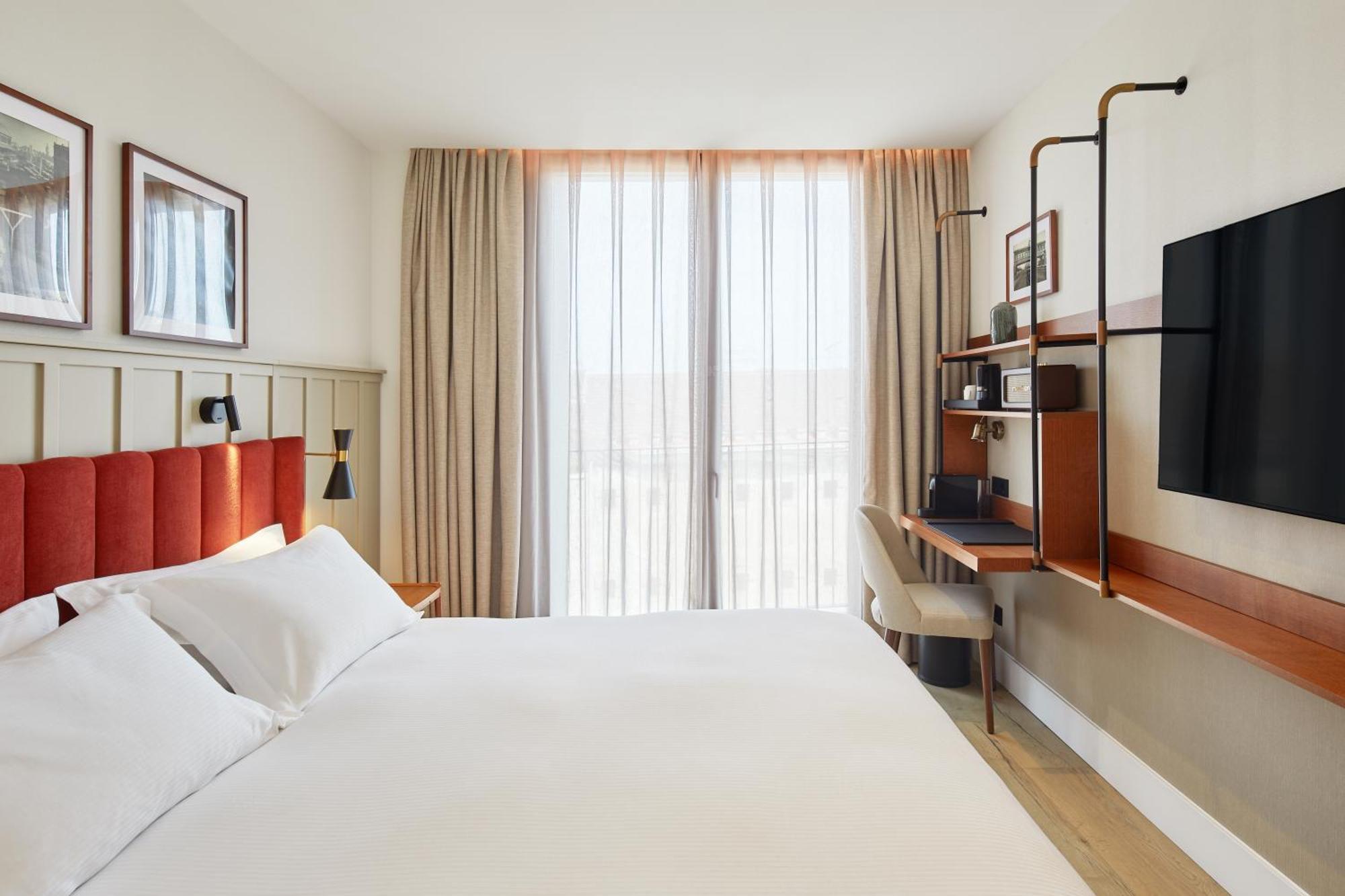 Via Sants Hotel Barcelona, Tapestry Collection By Hilton Esterno foto